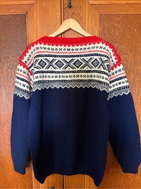 Saga Knit Marius pattern Norwegian Virgin Wool Hand knitted in Norway